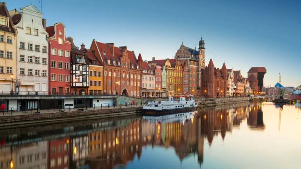 Bybilde langs vann - Studere medisin i Gdansk, Polen